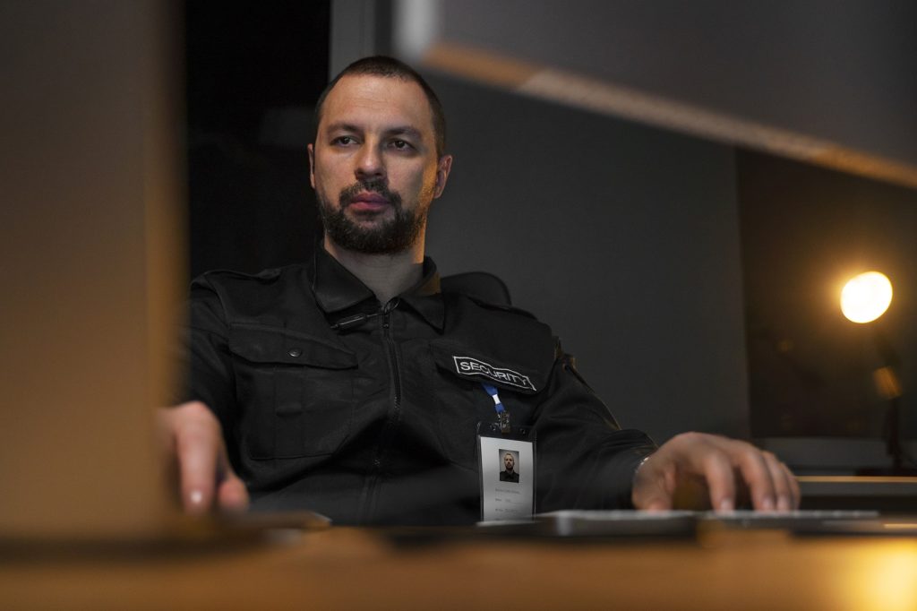 Gérer seul une agence de sécurité privée - MC TRACKER